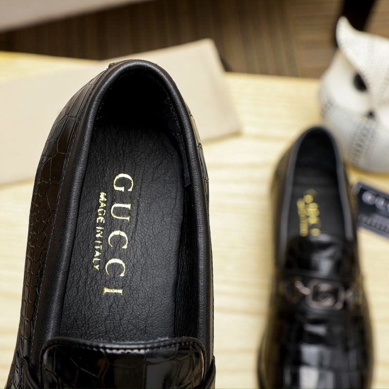 Gucci Leather Shoes